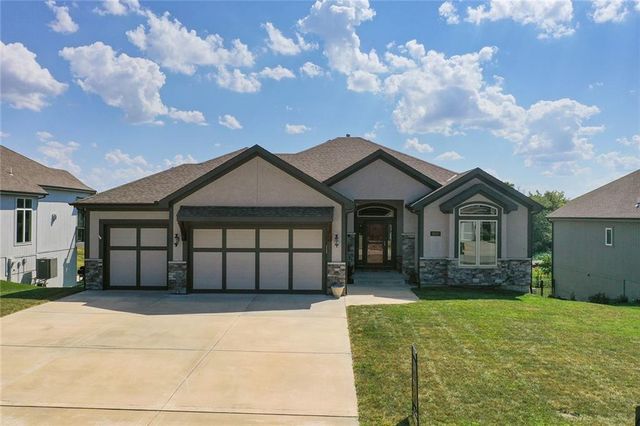 2605 NE 92nd Street, Kansas City, MO 64156