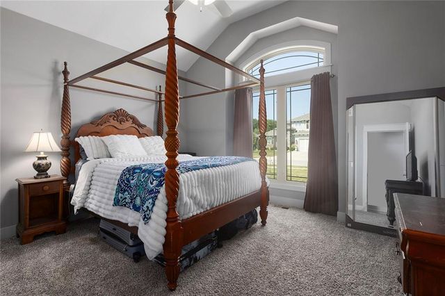 2605 NE 92nd Street, Kansas City, MO 64156