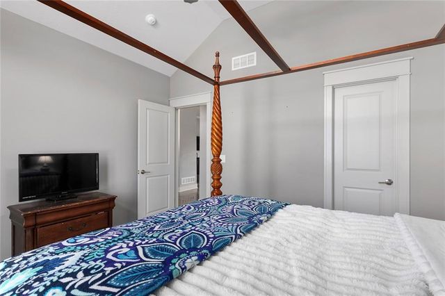 2605 NE 92nd Street, Kansas City, MO 64156