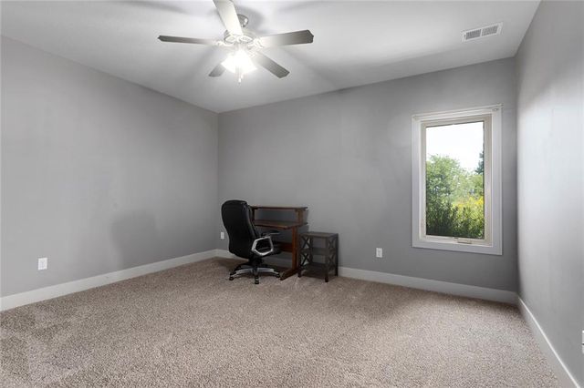 2605 NE 92nd Street, Kansas City, MO 64156