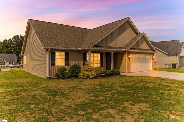 124 Lily Way, Lyman, SC 29365