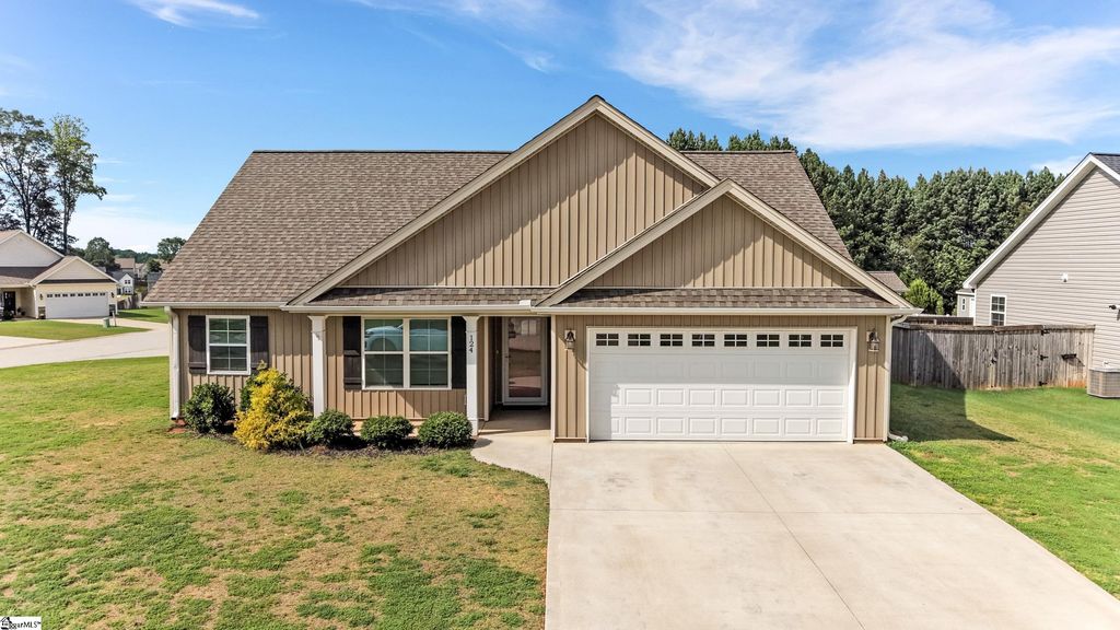 124 Lily Way, Lyman, SC 29365