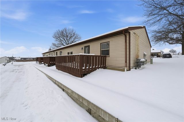 126 Royal Crest Drive D, Seville, OH 44273