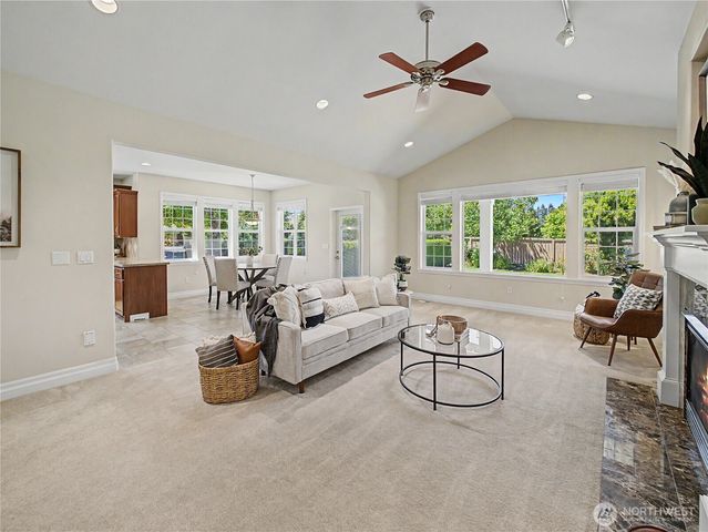 2635 Perry Court, Enumclaw, WA 98022