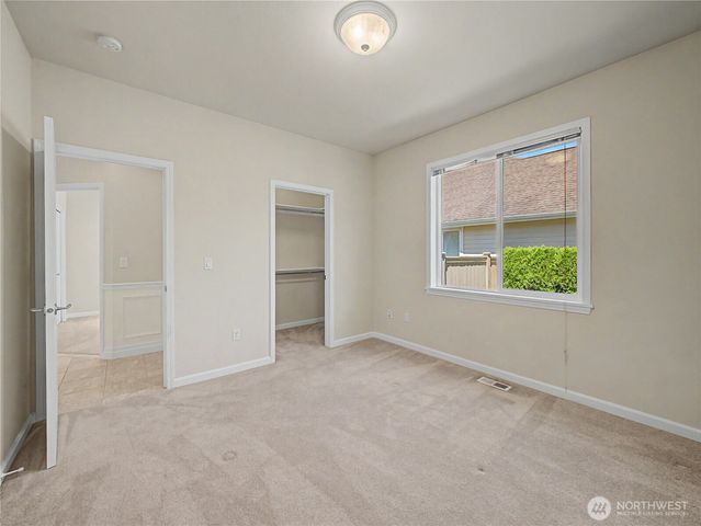 2635 Perry Court, Enumclaw, WA 98022