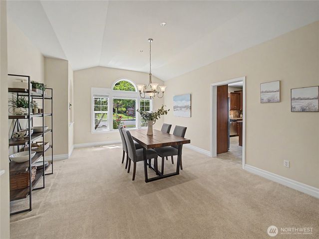 2635 Perry Court, Enumclaw, WA 98022
