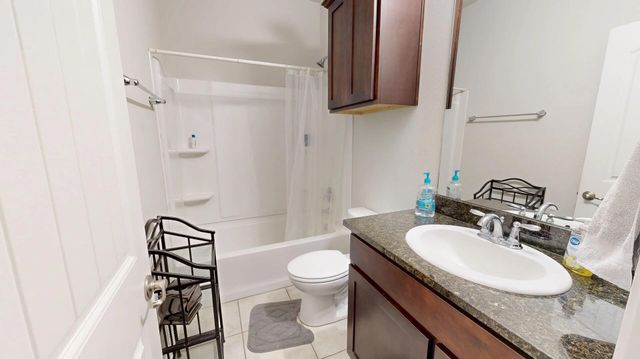 329 Leawood Ave, Sulphur, LA 70665