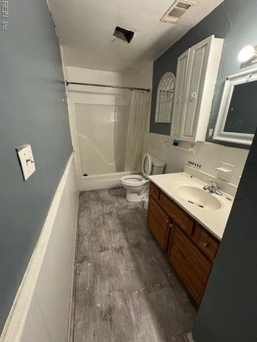 2415 Chesapeake CIR, Chesapeake, VA 23324