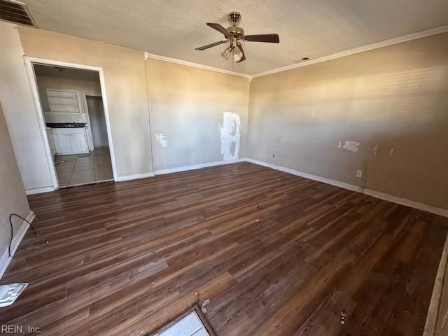 2415 Chesapeake CIR, Chesapeake, VA 23324