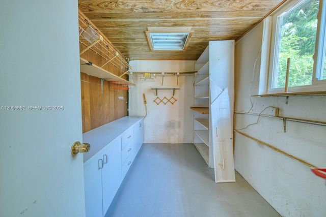 1435 Blue Rd, Coral Gables, FL 33146