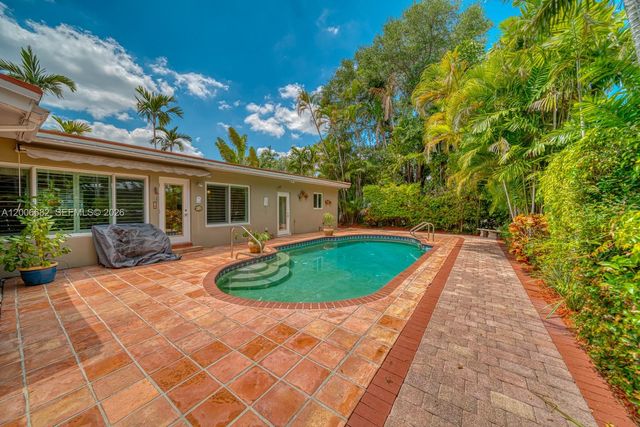 1435 Blue Rd, Coral Gables, FL 33146