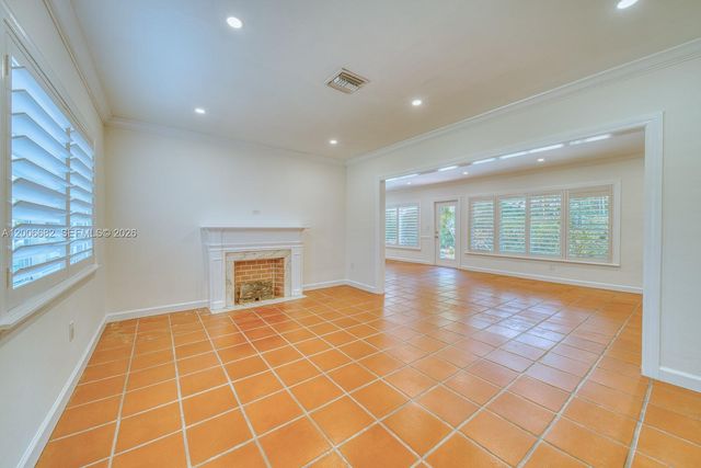 1435 Blue Rd, Coral Gables, FL 33146