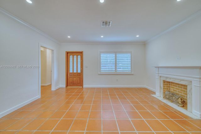 1435 Blue Rd, Coral Gables, FL 33146