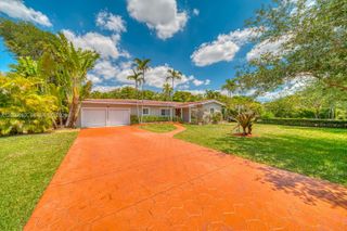 1435 Blue Rd, Coral Gables, FL 33146