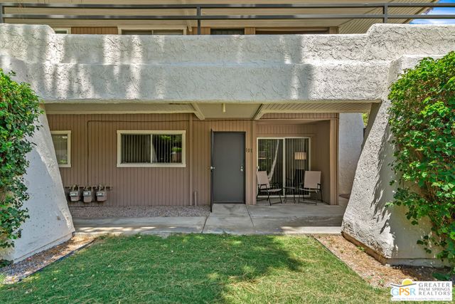 2875 N Los Felices Road 101, Palm Springs, CA 92262