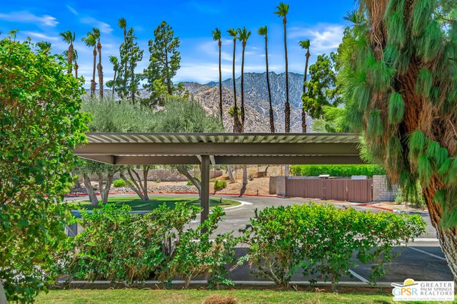 2875 N Los Felices Road 101, Palm Springs, CA 92262