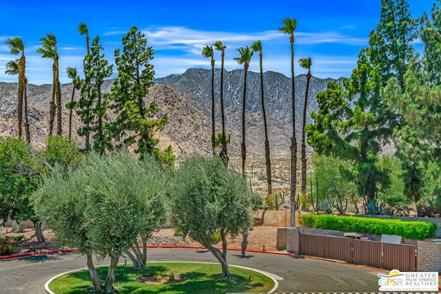 2875 N Los Felices Road 101, Palm Springs, CA 92262