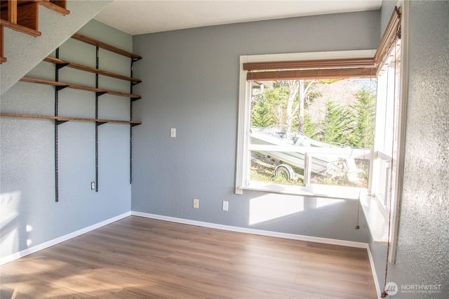 6720 Central Park Drive, Aberdeen, WA 98520