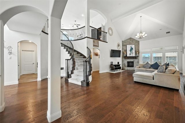9840 El Colina Drive, Fort Worth, TX 76179
