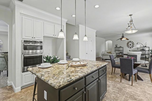 10077 Cristo Dr, Sacramento, CA 95829