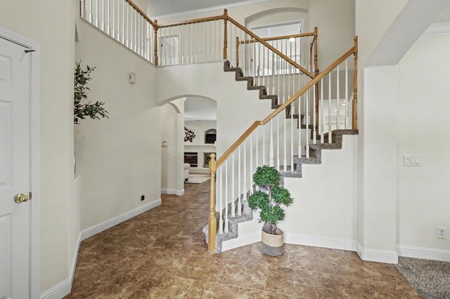 10077 Cristo Dr, Sacramento, CA 95829