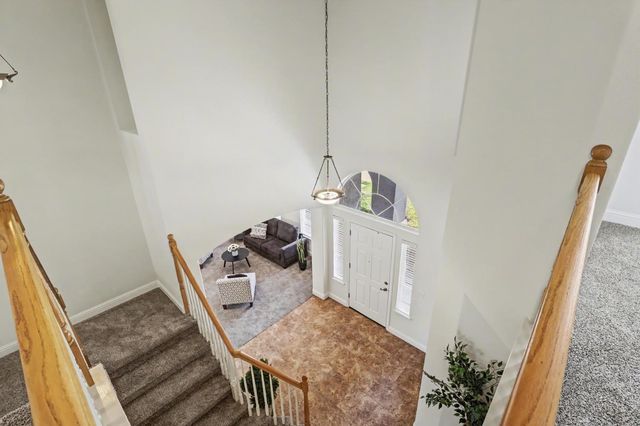 10077 Cristo Dr, Sacramento, CA 95829