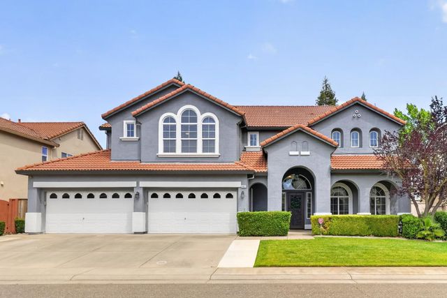 10077 Cristo Dr, Sacramento, CA 95829