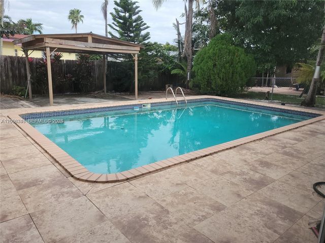 7761 NW 41st Street 7761, Hollywood, FL 33024