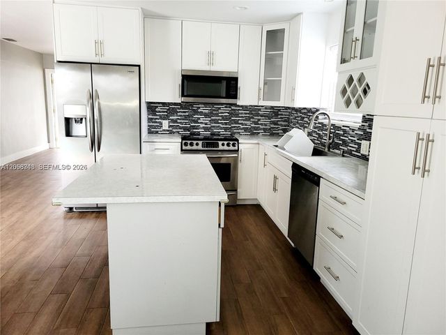7761 NW 41st Street 7761, Hollywood, FL 33024