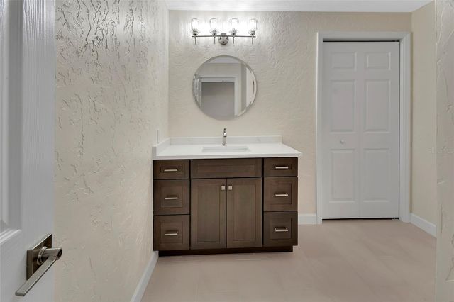 218 LUCERNE DRIVE, Debary, FL 32713