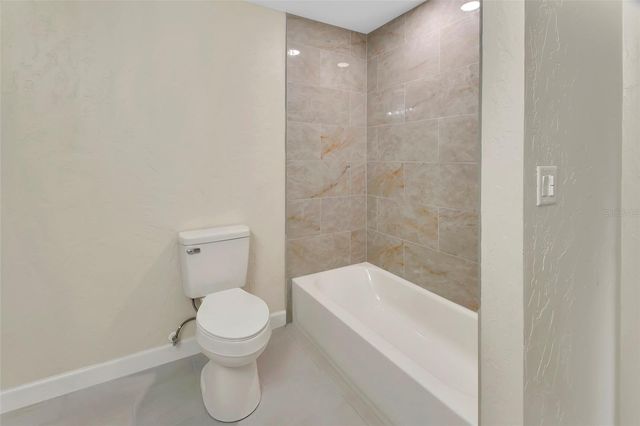 218 LUCERNE DRIVE, Debary, FL 32713