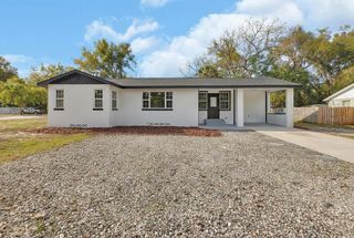 218 LUCERNE DRIVE, Debary, FL 32713