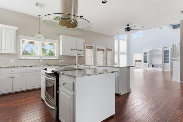 3831 River Bluff Lane, Westlake, LA 70669