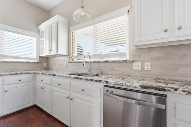 3831 River Bluff Lane, Westlake, LA 70669