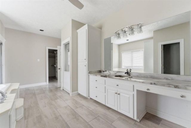 3831 River Bluff Lane, Westlake, LA 70669