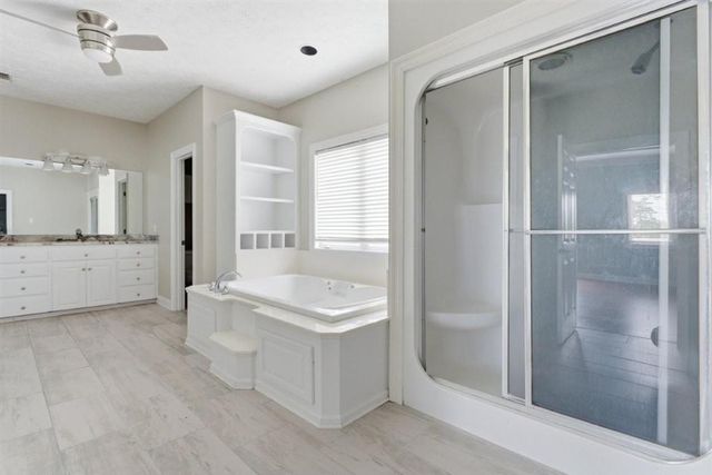 3831 River Bluff Lane, Westlake, LA 70669