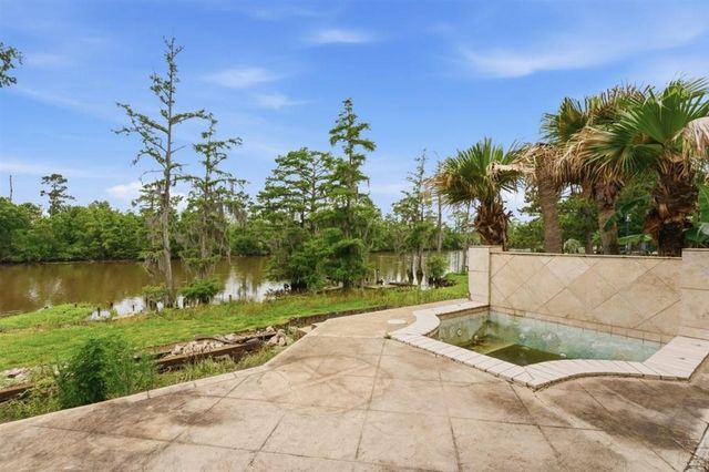 3831 River Bluff Lane, Westlake, LA 70669