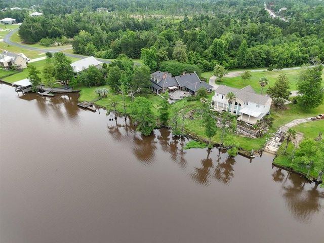 3831 River Bluff Lane, Westlake, LA 70669