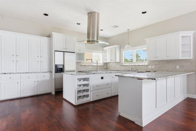 3831 River Bluff Lane, Westlake, LA 70669