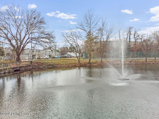 1815 Gardiner Ln APT G58, Louisville, KY 40205