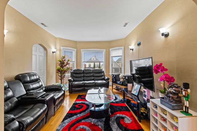 1522 S 48th Court, Cicero, IL 60804