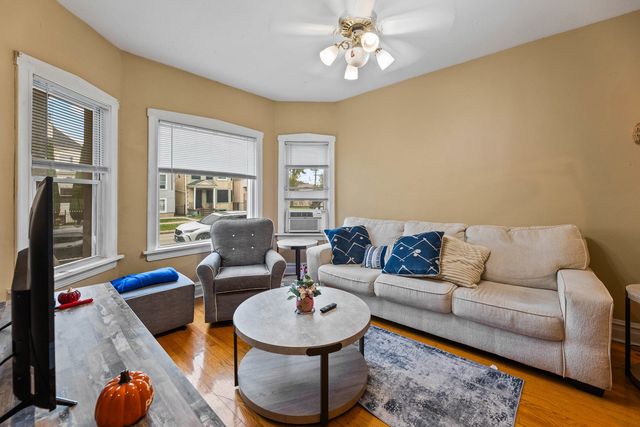 1522 S 48th Court, Cicero, IL 60804