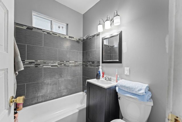 1522 S 48th Court, Cicero, IL 60804