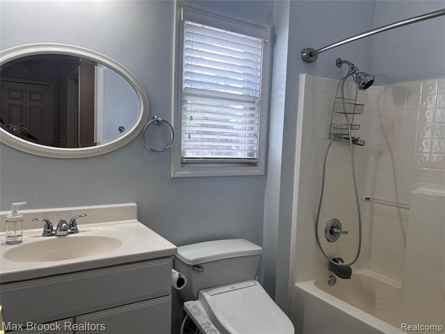 3515 Phillips Avenue, Berkley, MI 48072