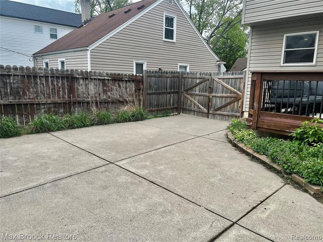 3515 Phillips Avenue, Berkley, MI 48072
