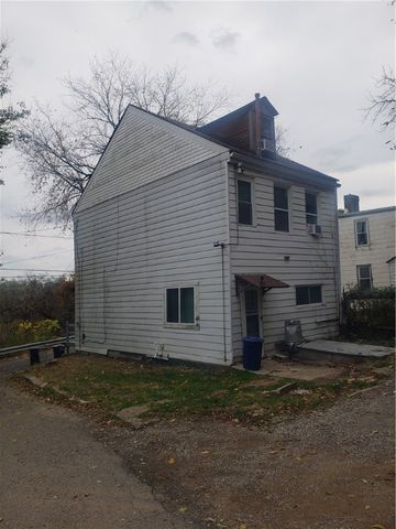 18 Sprain St, Fineview, PA 15212