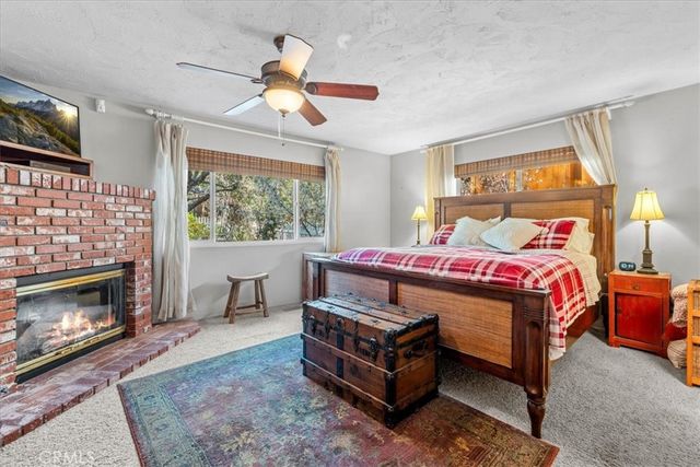 1902 Virginia, Wrightwood, CA 92397