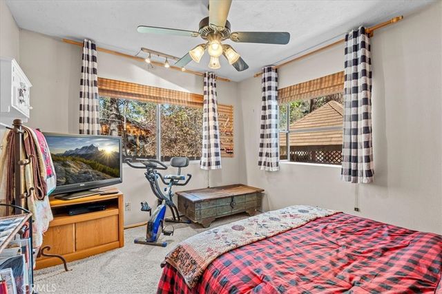 1902 Virginia, Wrightwood, CA 92397