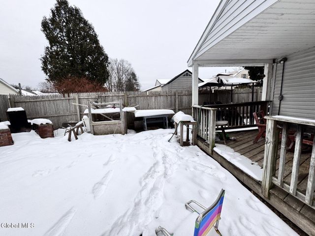 1379 Evergreen Avenue, Rotterdam, NY 12306