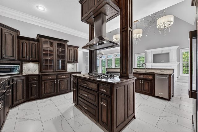3640 W Howard Nickell Road, Fayetteville, AR 72704